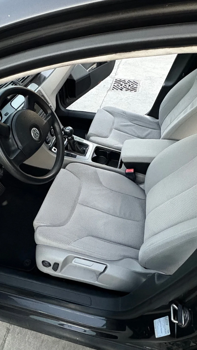 VW Passat, снимка 4 - Автомобили и джипове - 52745053