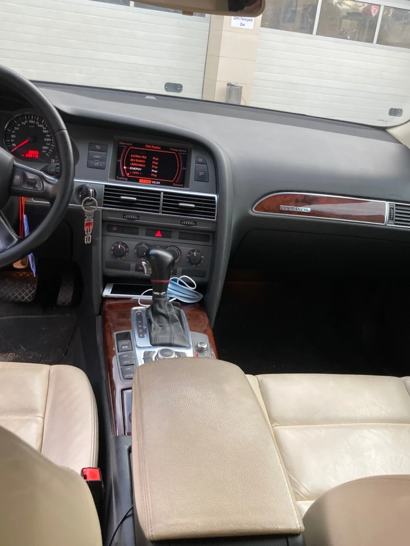 Audi A6, снимка 8 - Автомобили и джипове - 52925638