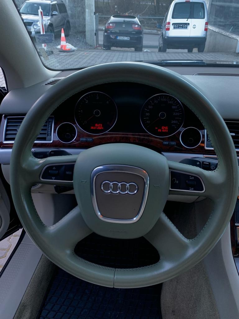 Audi A8 4.2, снимка 9 - Автомобили и джипове - 44356797