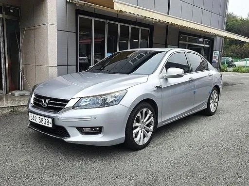 Honda Accord 3.5 V6 ОЧАКВАН ВНОС  - 28999 лв. / 14826.95 € - 91315915 1