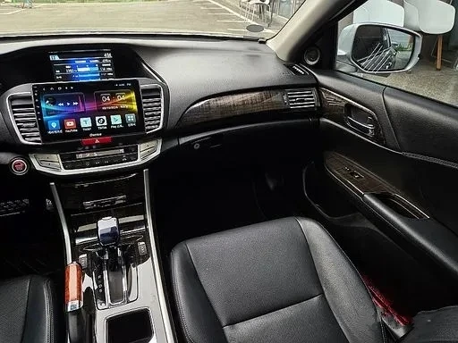 Honda Accord 3.5 V6 ОЧАКВАН ВНОС  - изображение 8