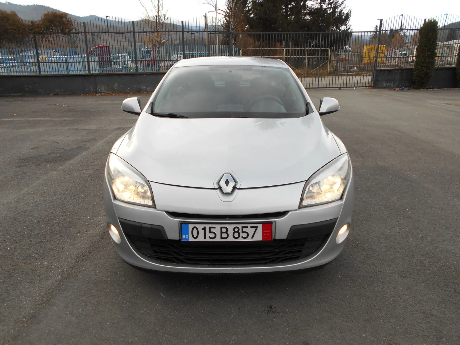 Renault Megane 1.5DCI 90к.с ЕВРО5 - изображение 9