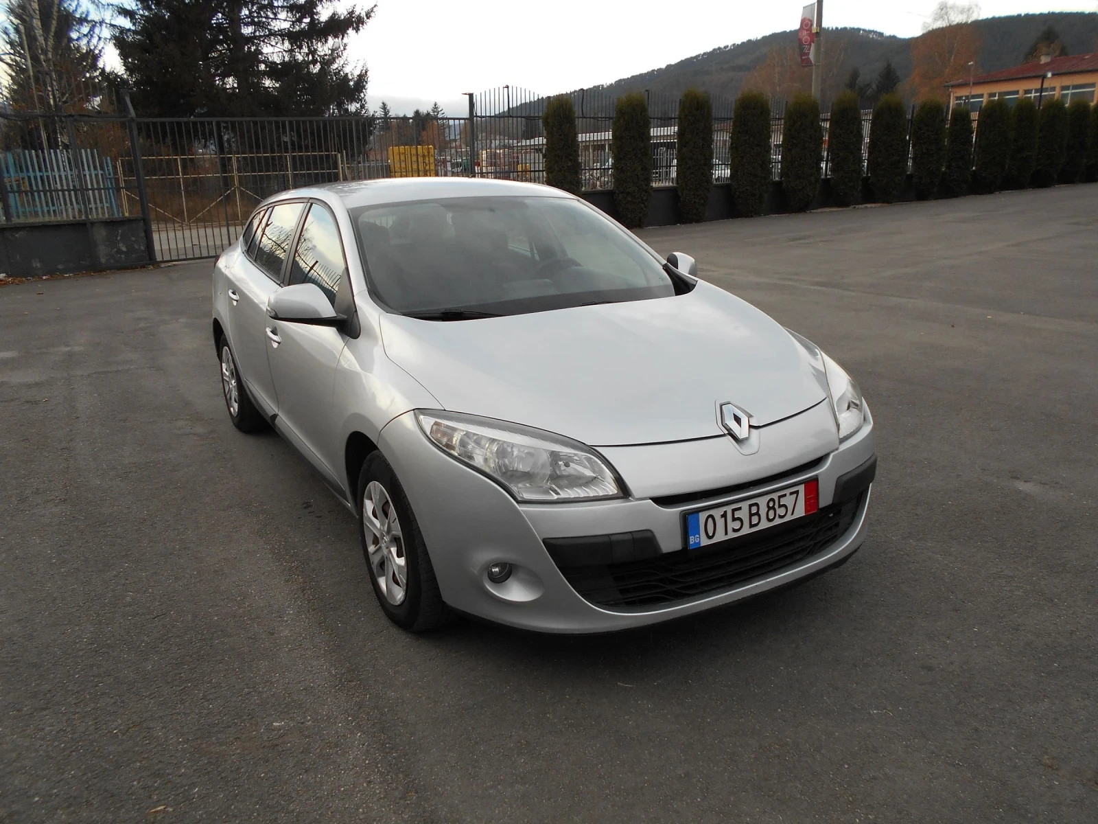 Renault Megane 1.5DCI 90к.с ЕВРО5 - изображение 2