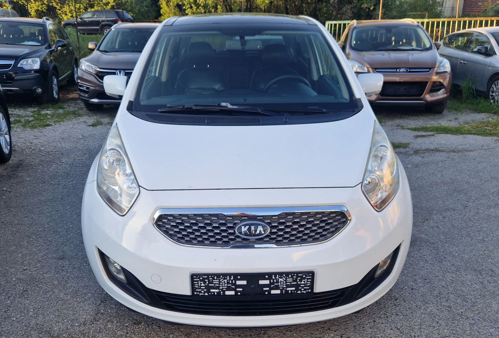 Kia Venga 1.6CRDI* Нави* Камера* Панорама*  - изображение 2