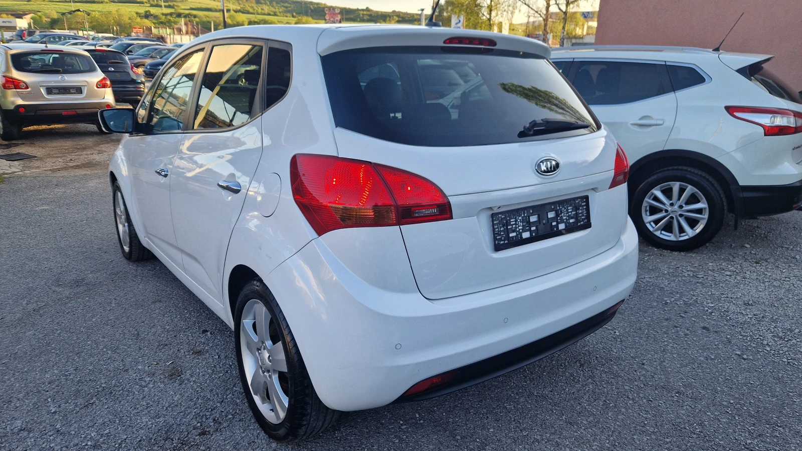 Kia Venga 1.6CRDI* Нави* Камера* Панорама*  - изображение 5