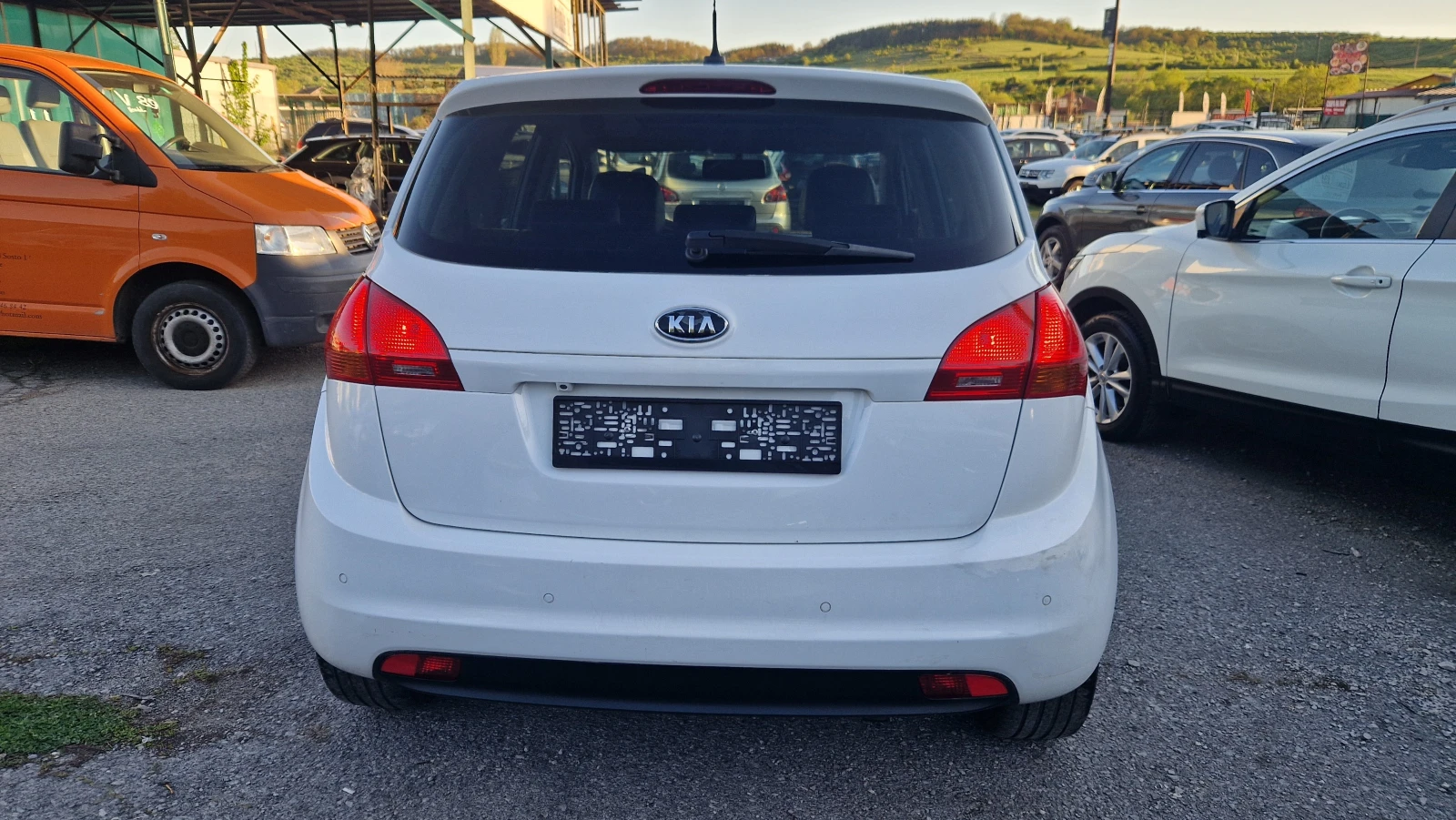 Kia Venga 1.6CRDI* Нави* Камера* Панорама*  - изображение 6