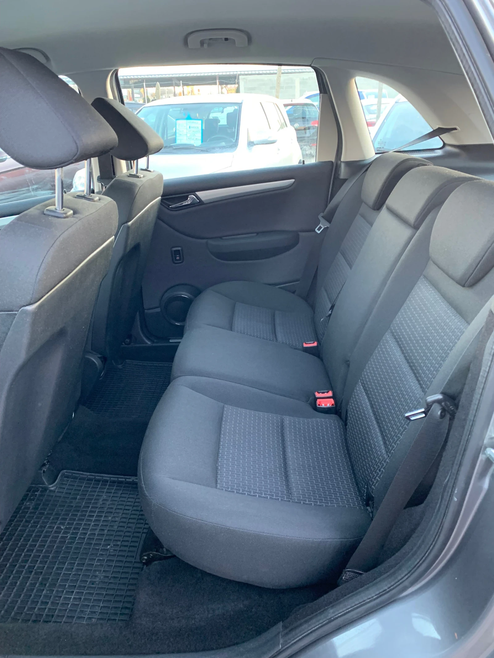 Mercedes-Benz B 180 2.0 CDI - изображение 6
