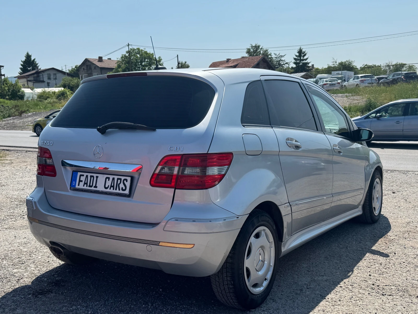 Mercedes-Benz B 200 * Собствен Лизинг*  - изображение 8
