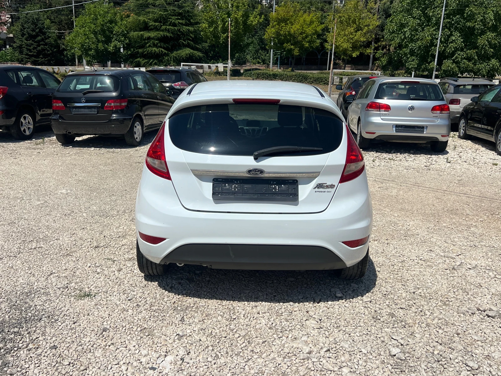 Ford Fiesta 1.4 Фабрична Газ - изображение 4