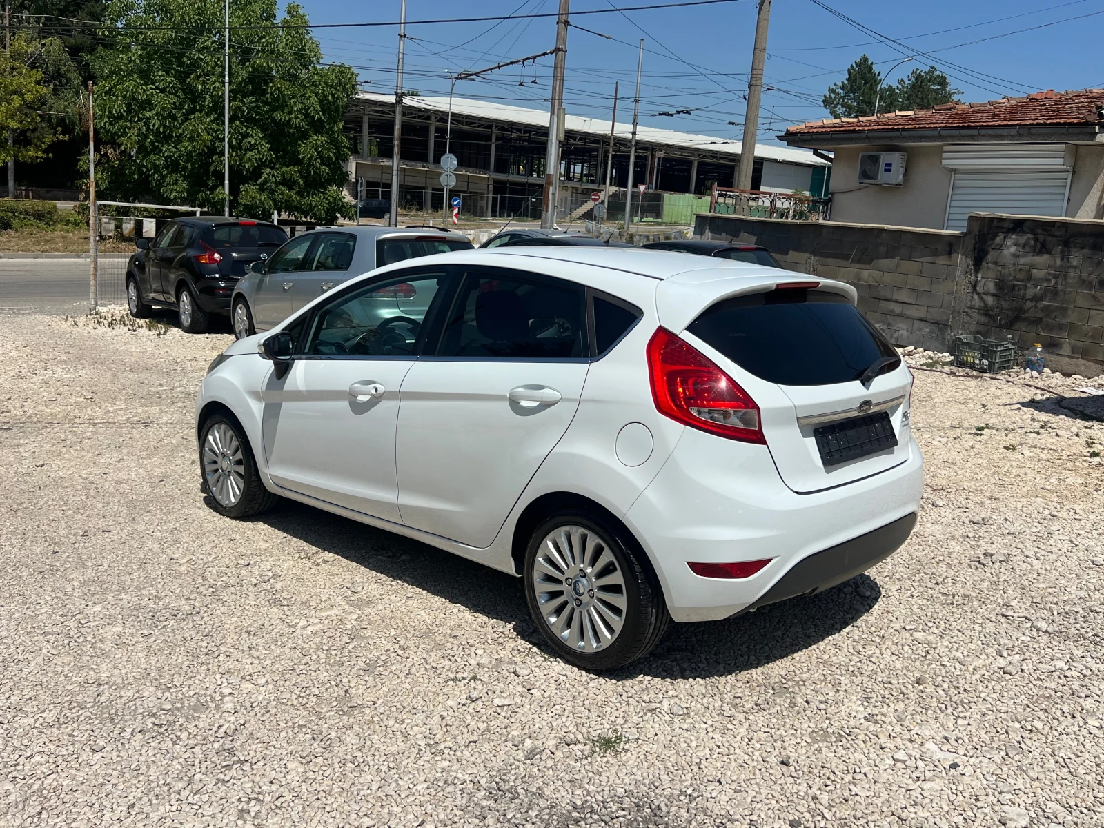 Ford Fiesta 1.4 Фабрична Газ - изображение 3