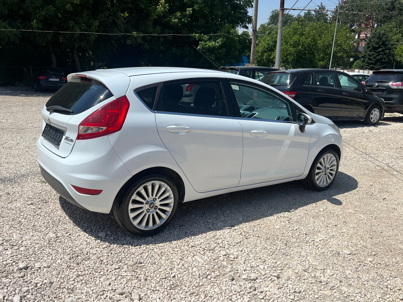 Ford Fiesta 1.4 Фабрична Газ - изображение 5