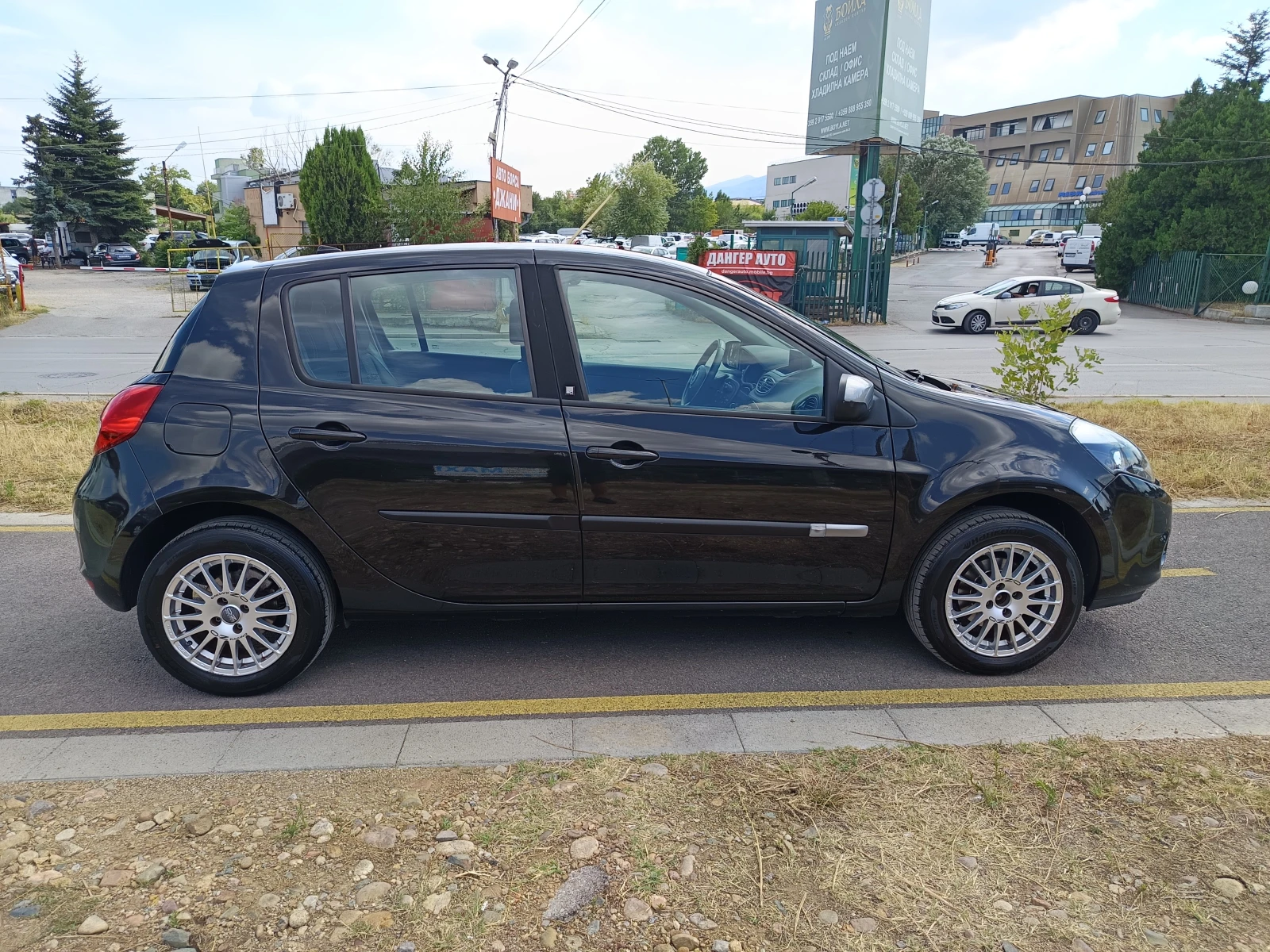 Renault Clio 1.2i  - изображение 6