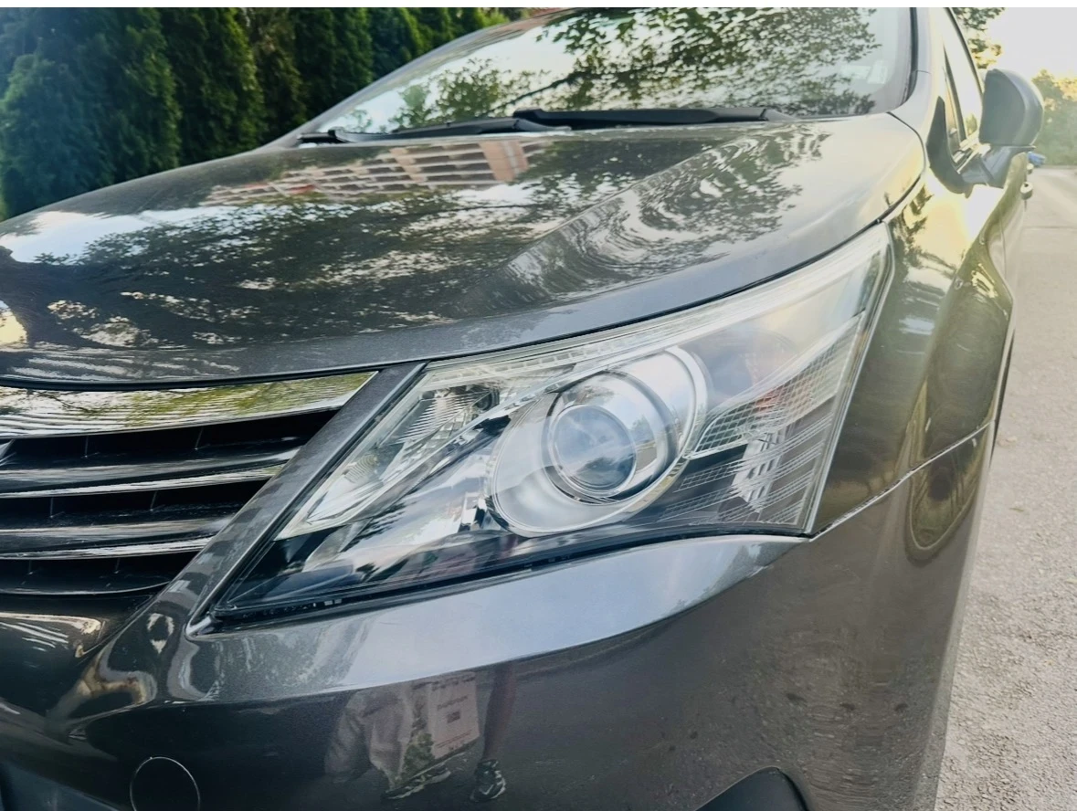 Toyota Avensis 1.8 бензин, закупувана от Тойота България - изображение 2