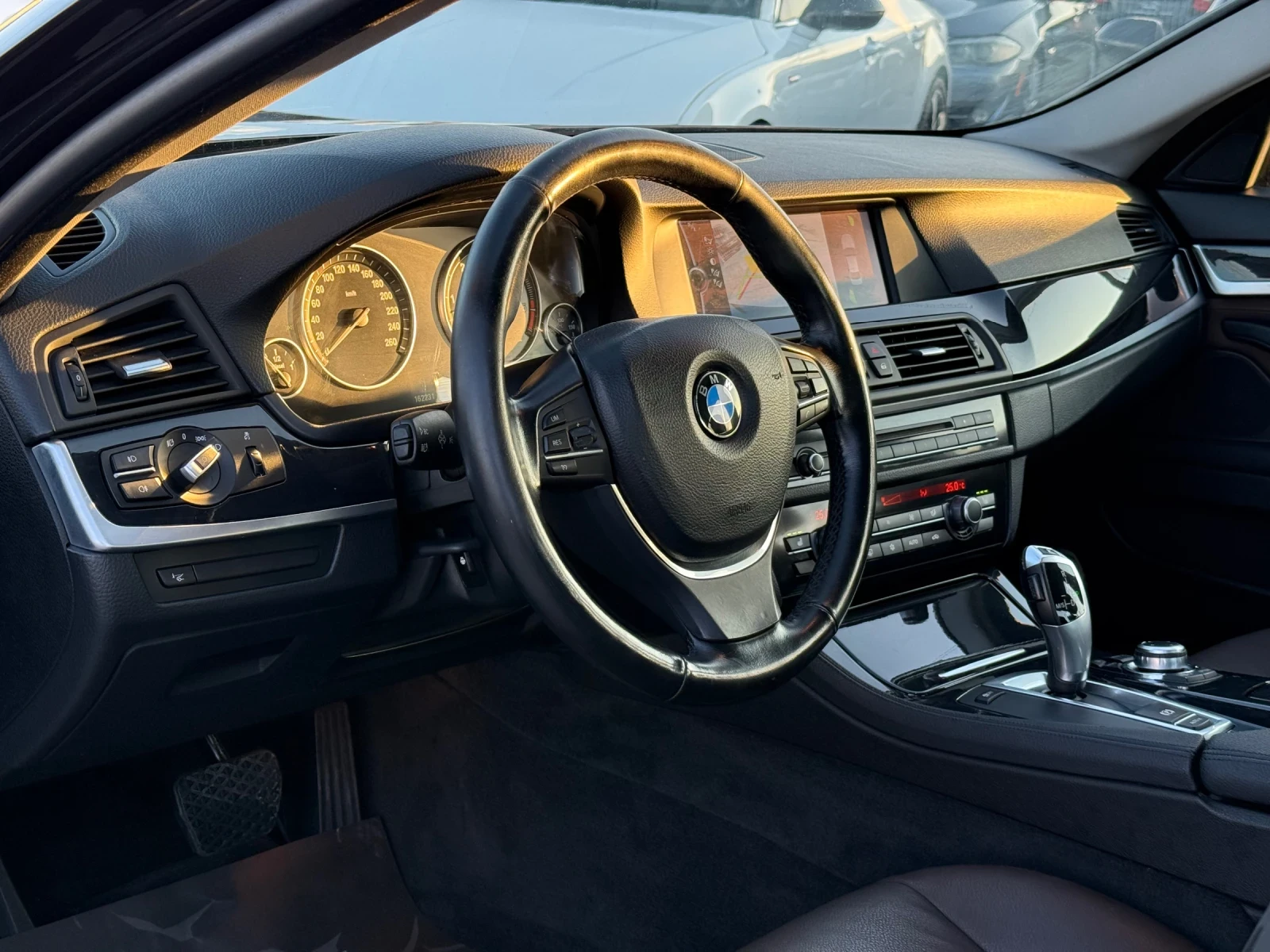 BMW 530 D* 2012г* M Pack* Full Maxx* Топ Състояние* 160.00 - изображение 7