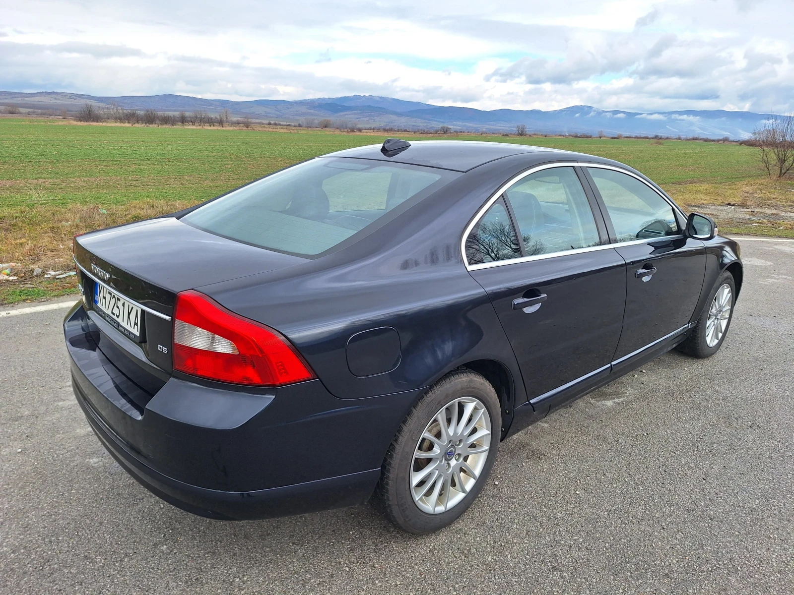 Volvo S80 2.4 D5 - изображение 5