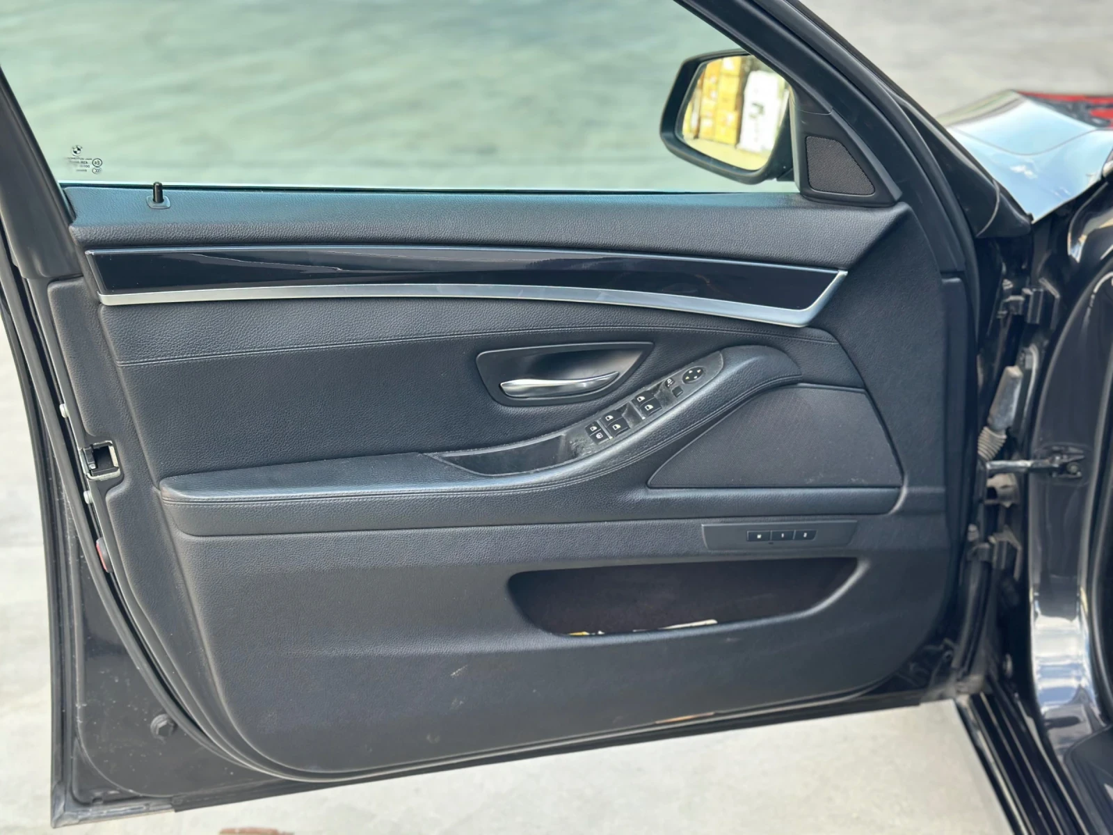 BMW 525 3.0 d, снимка 9 - Автомобили и джипове - 54099409