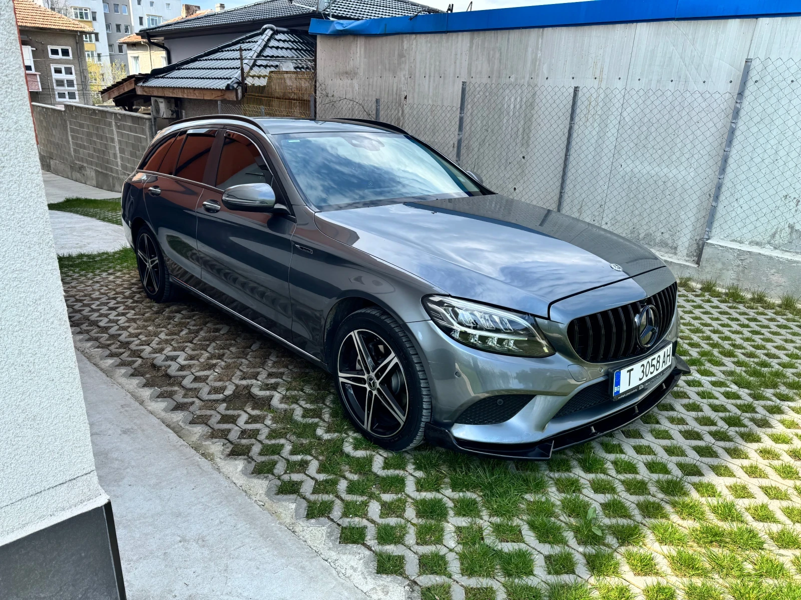 Mercedes-Benz C 220 Estate, снимка 2 - Автомобили и джипове - 54164561