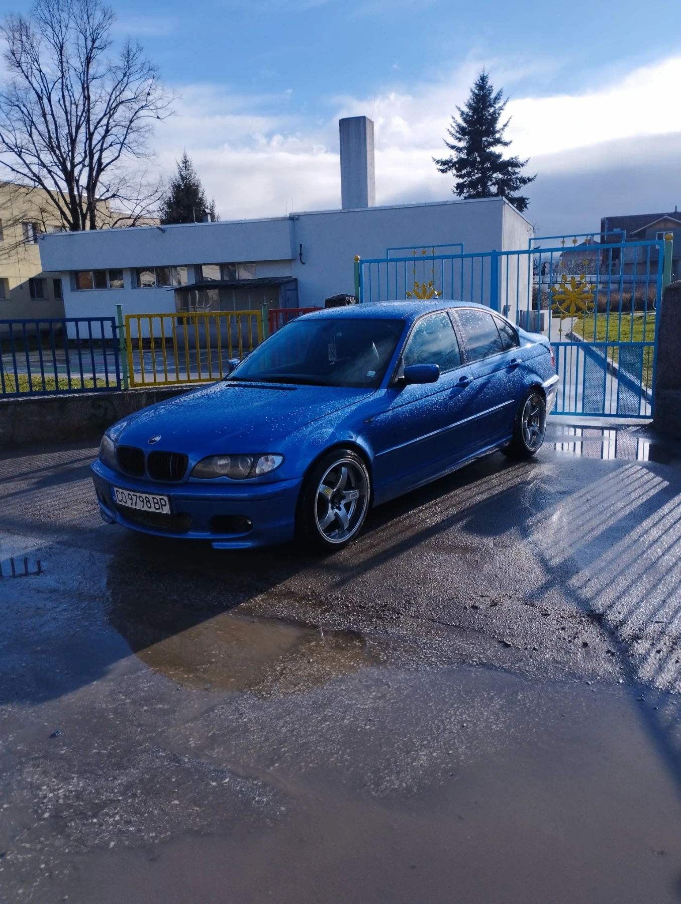BMW 330, снимка 6 - Автомобили и джипове - 54202232