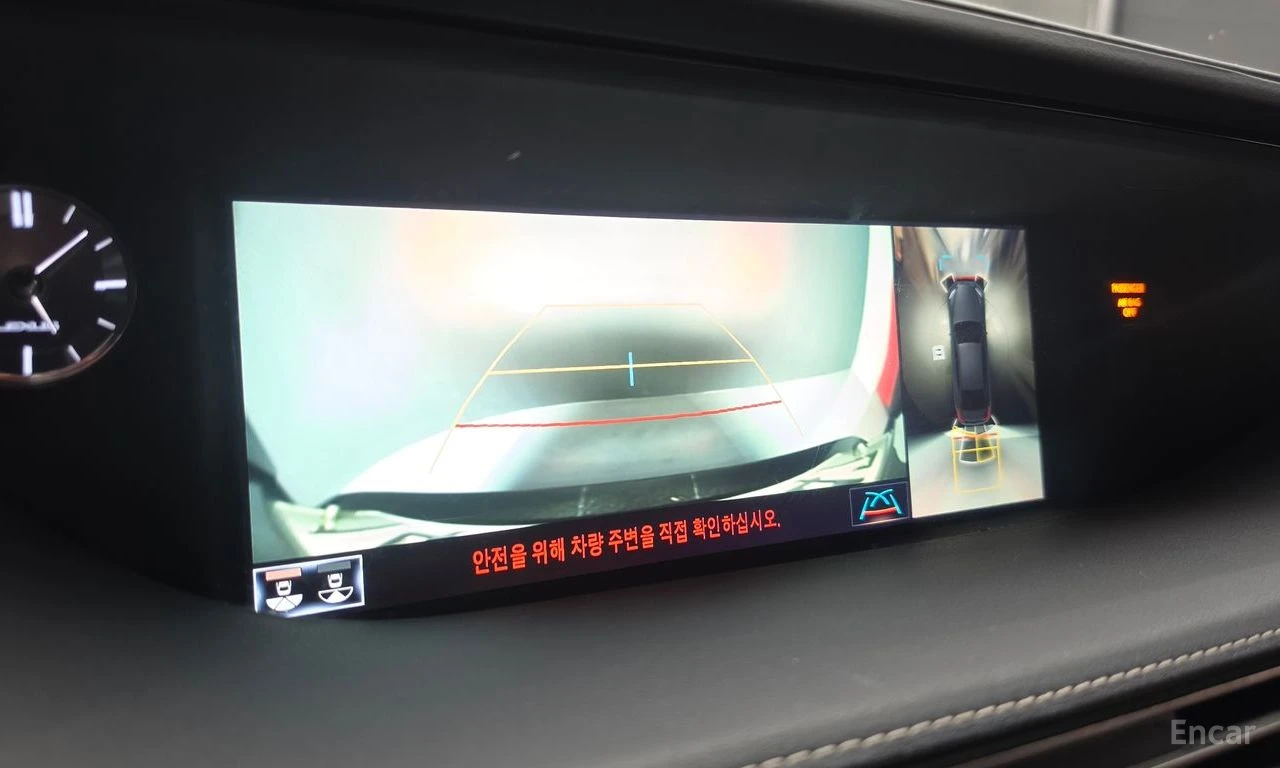 Lexus LS 500 HYBRID* AWD* LUXURY* ПОДГРЕВ* ОБДУХВАНЕ* LANE* ASS, снимка 10 - Автомобили и джипове - 54580776