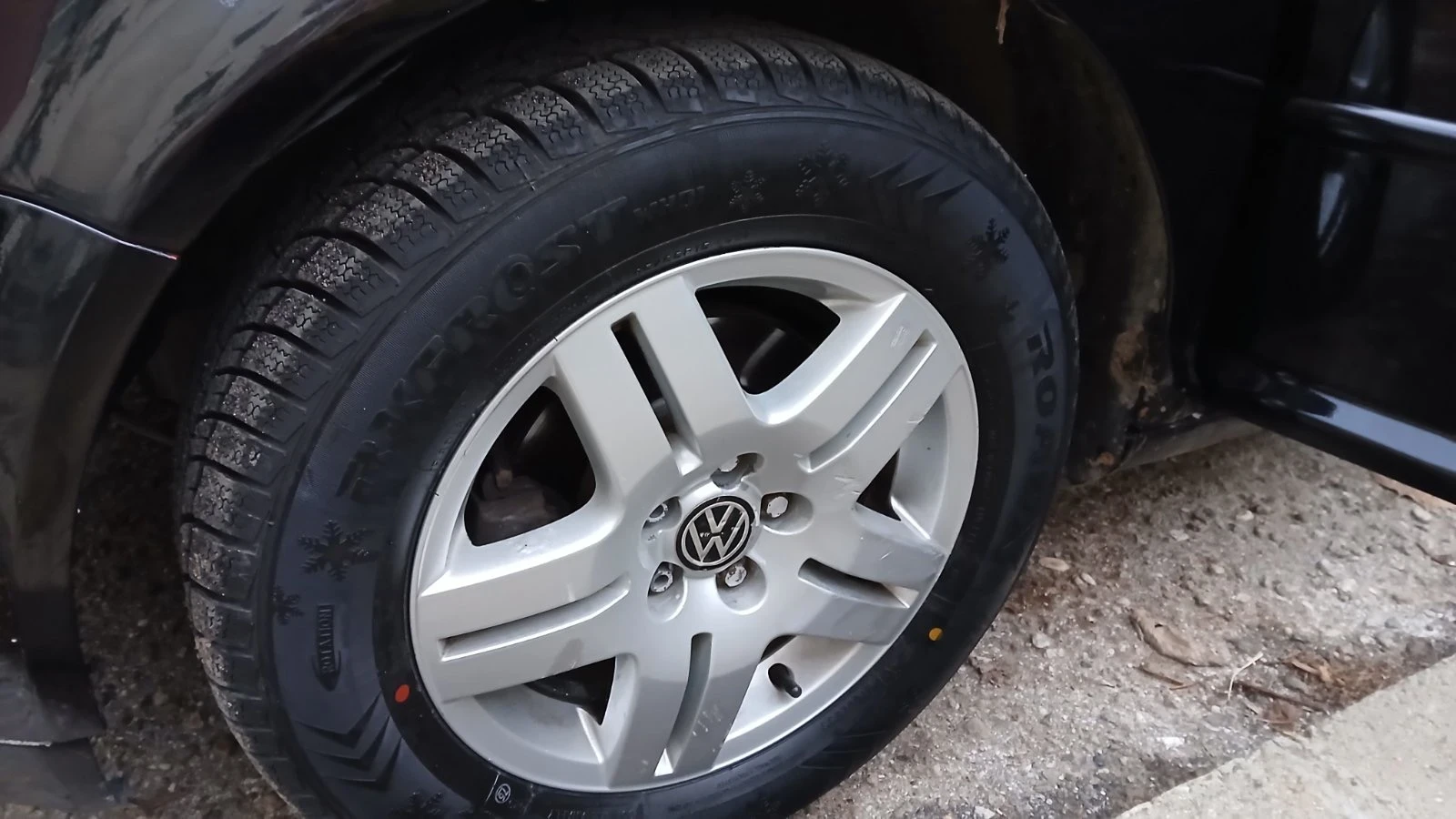 VW Golf 1.9 TDI, снимка 8 - Автомобили и джипове - 54646529