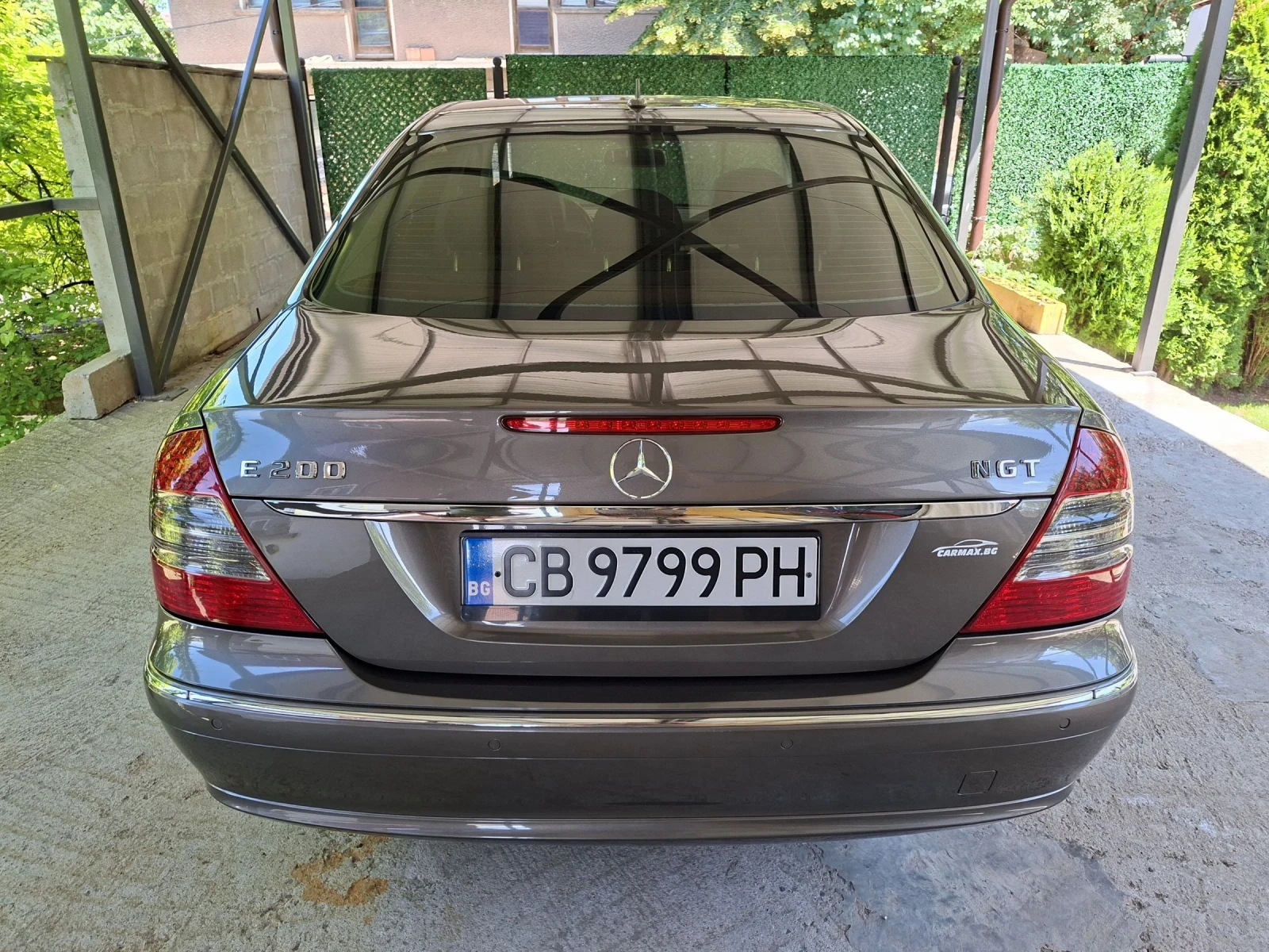 Mercedes-Benz E 200 Avantgart Feis2.0i Газ бензин , снимка 4 - Автомобили и джипове - 54929556