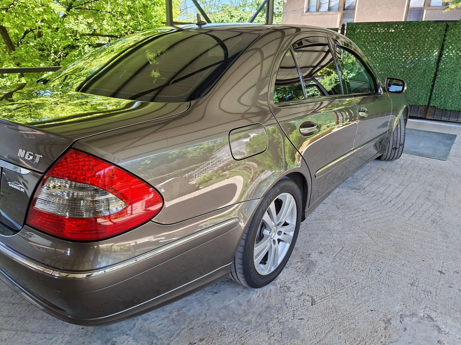 Mercedes-Benz E 200 Avantgart Feis2.0i Газ бензин , снимка 6 - Автомобили и джипове - 54929556