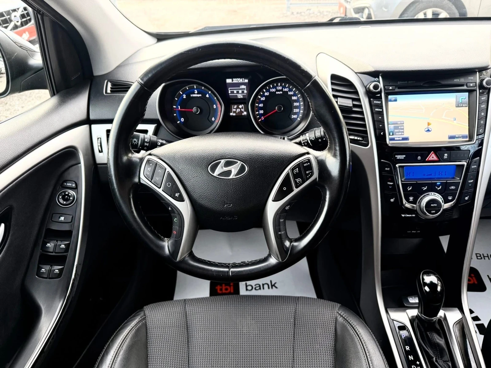 Hyundai I30 1.6crdi  �������� ��������� | Mobile.bg � ����������� 11