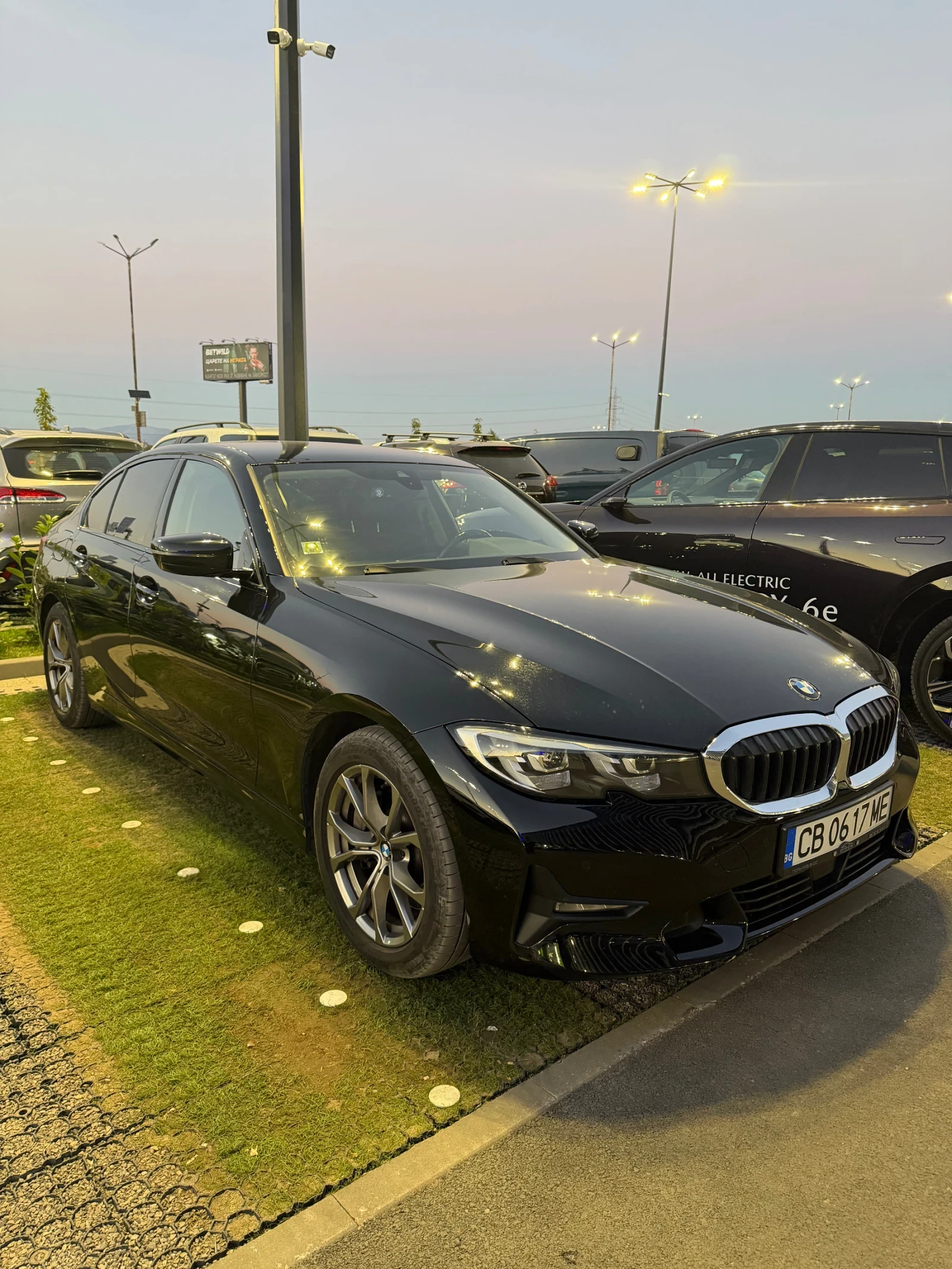 BMW 330 330i, снимка 6 - Автомобили и джипове - 55767436