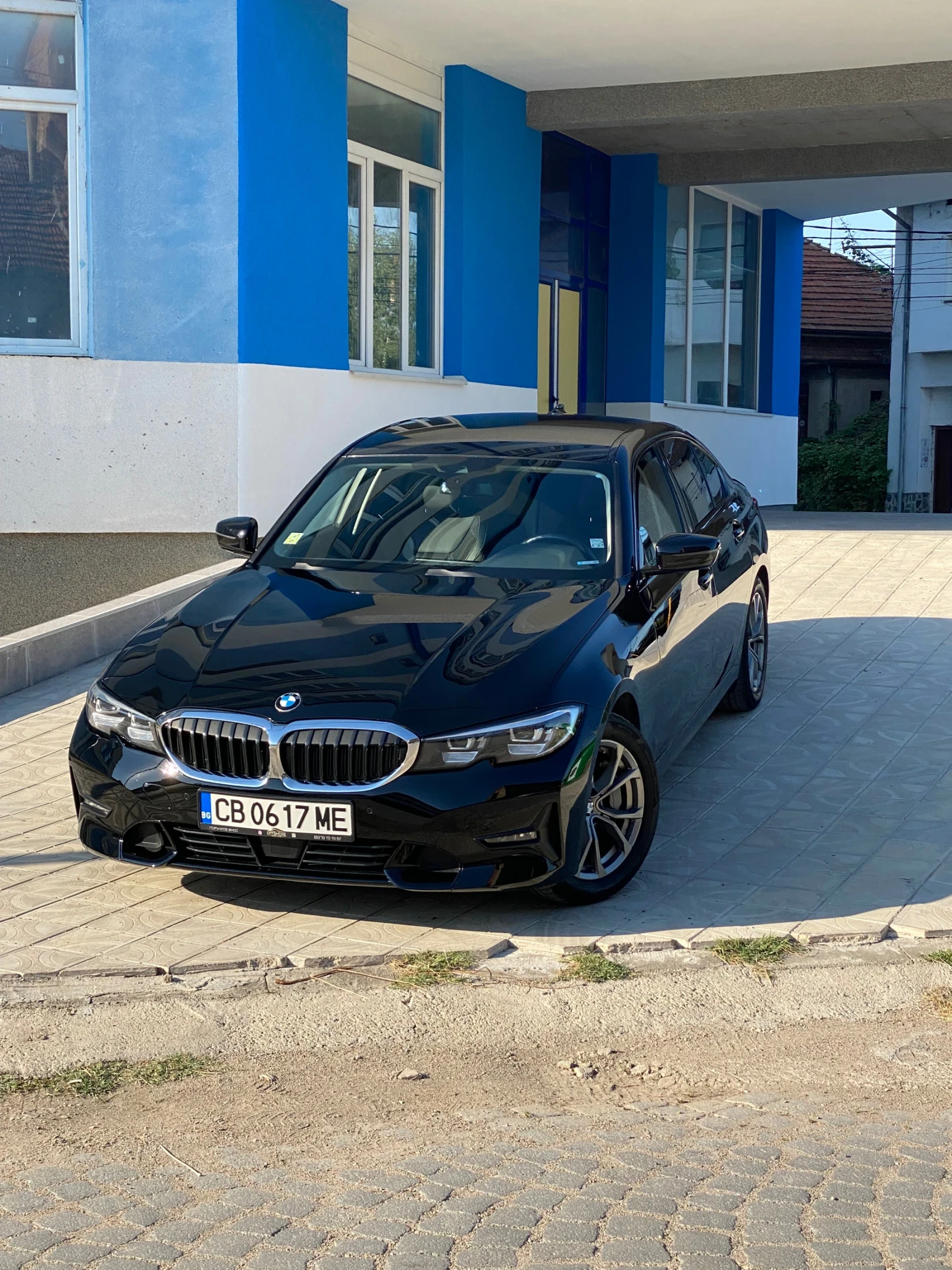 BMW 330 330i