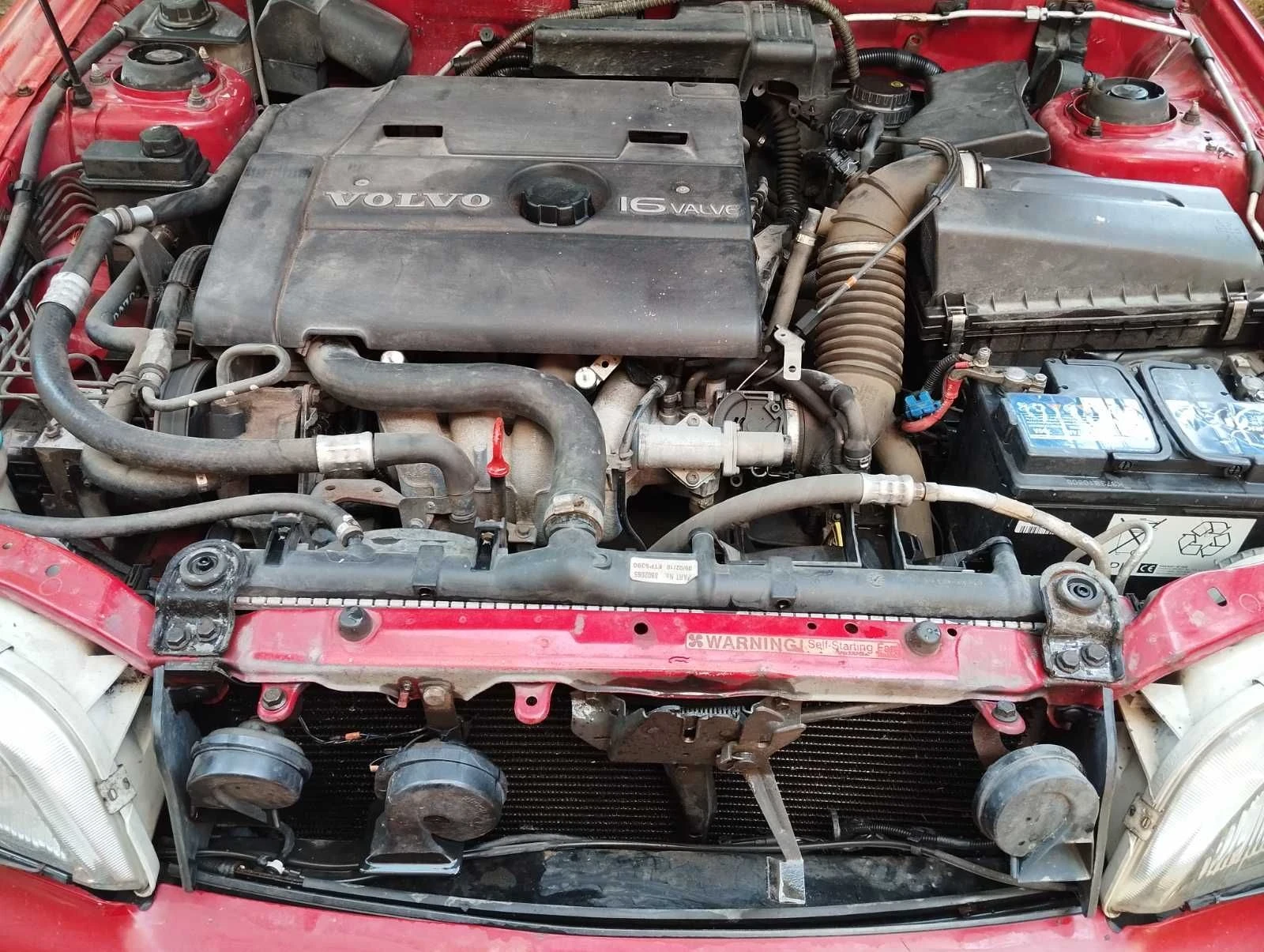 Volvo V40, снимка 5 - Автомобили и джипове - 55963059