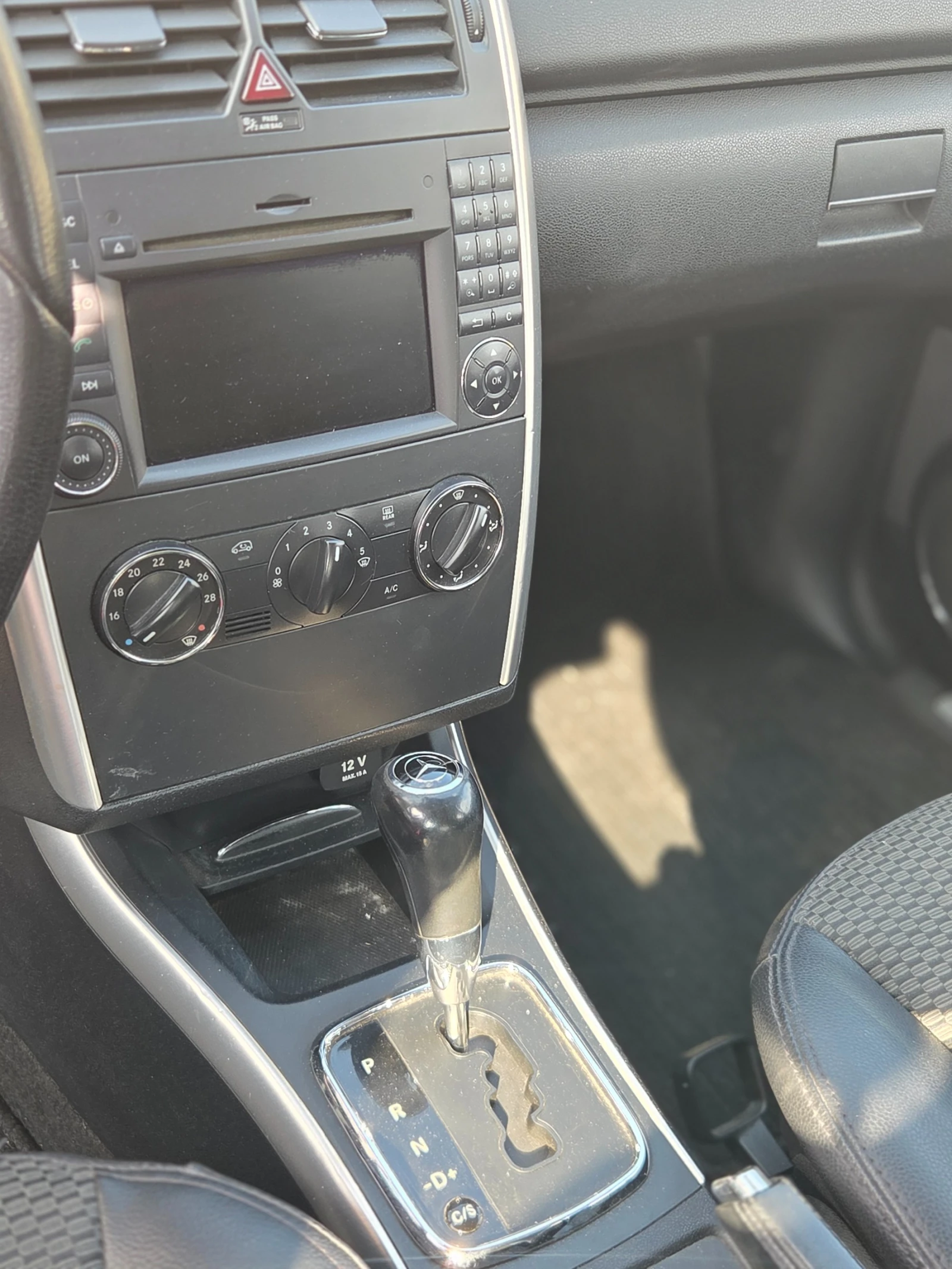 Mercedes-Benz A 160 CDI АВТОМАТИК* ОТЛИЧНА* , снимка 10 - Автомобили и джипове - 56103448