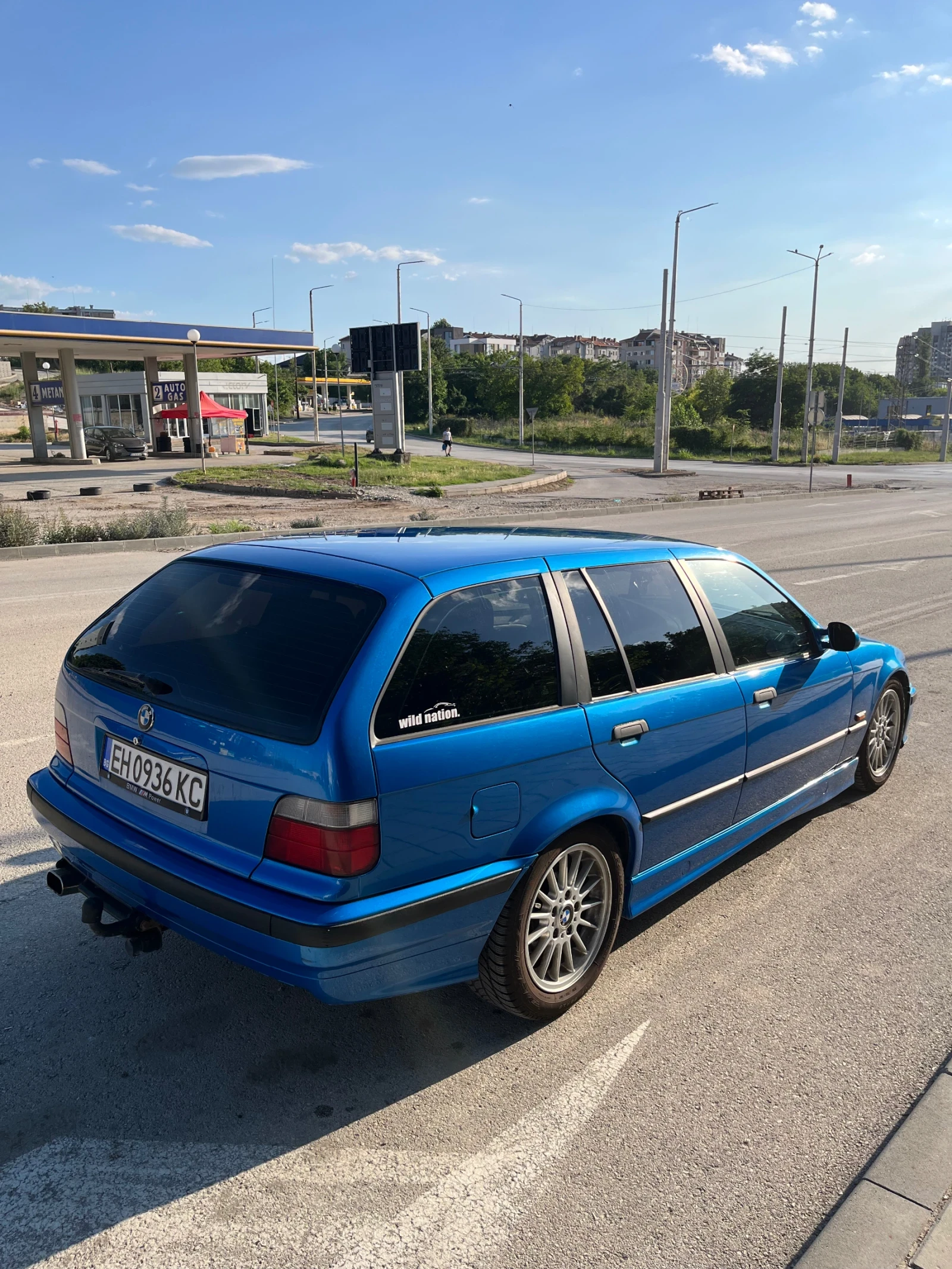 BMW 320 320i, снимка 6 - Автомобили и джипове - 56566150
