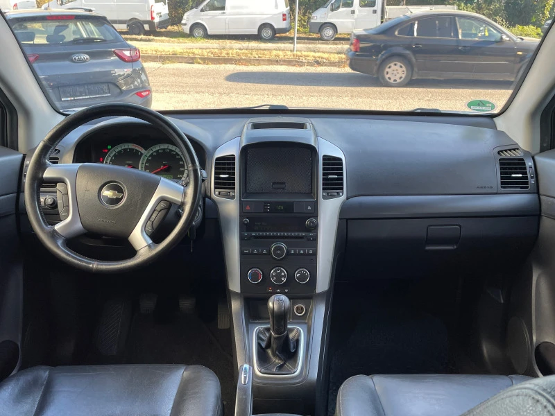 Chevrolet Captiva 2.4i-16V, снимка 7 - Автомобили и джипове - 46584981