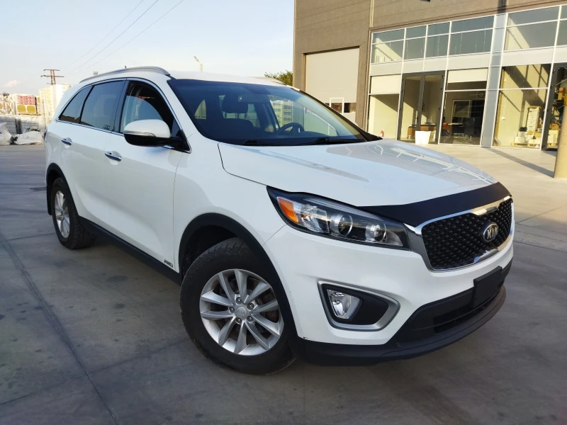 Kia Sorento 2.4 AWD, снимка 1 - Автомобили и джипове - 47368597