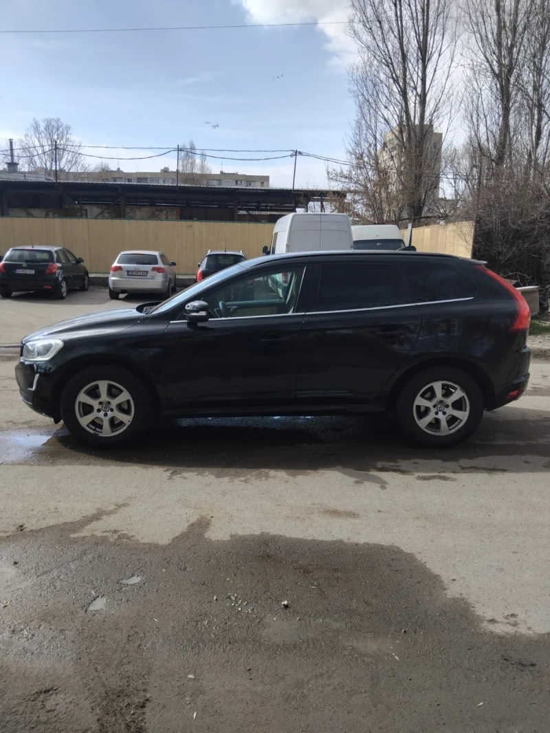 Volvo XC60, снимка 2 - Автомобили и джипове - 49531246