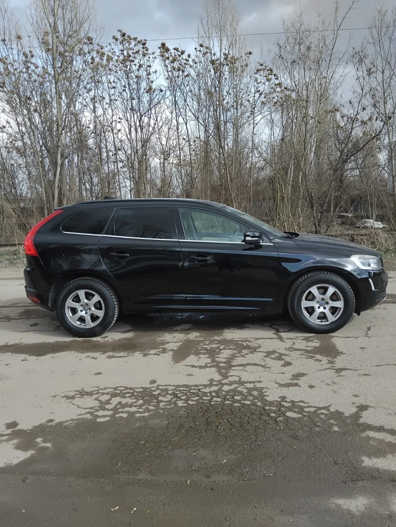 Volvo XC60, снимка 4 - Автомобили и джипове - 49531246