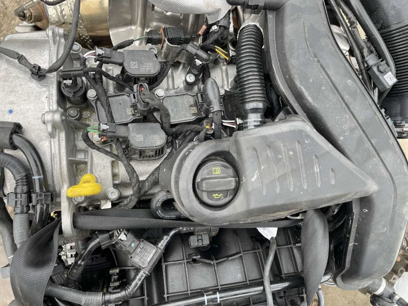 Skoda Karoq 1.5 TSI, снимка 11 - Автомобили и джипове - 50466186