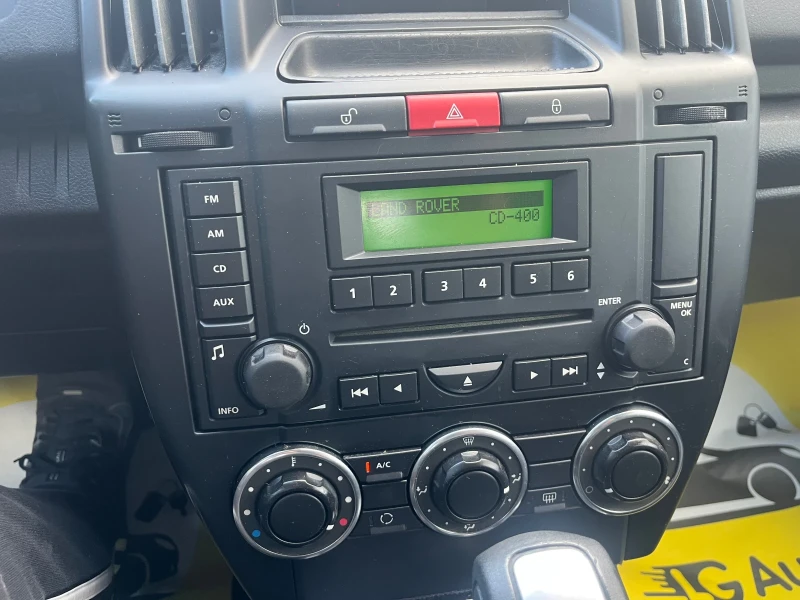 Land Rover Freelander 2.2d, снимка 11 - Автомобили и джипове - 51910103