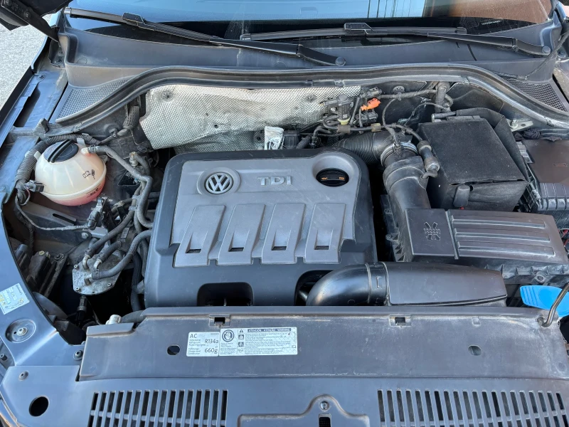 VW Tiguan, снимка 14 - Автомобили и джипове - 52422770