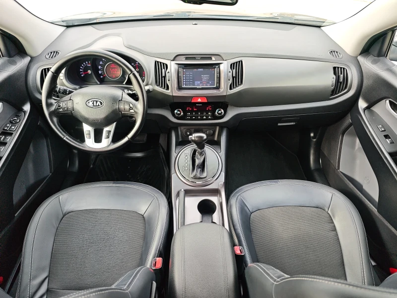 Kia Sportage 2.0 Plus - Бензин - Автоматични - 163 hp, снимка 7 - Автомобили и джипове - 52640928