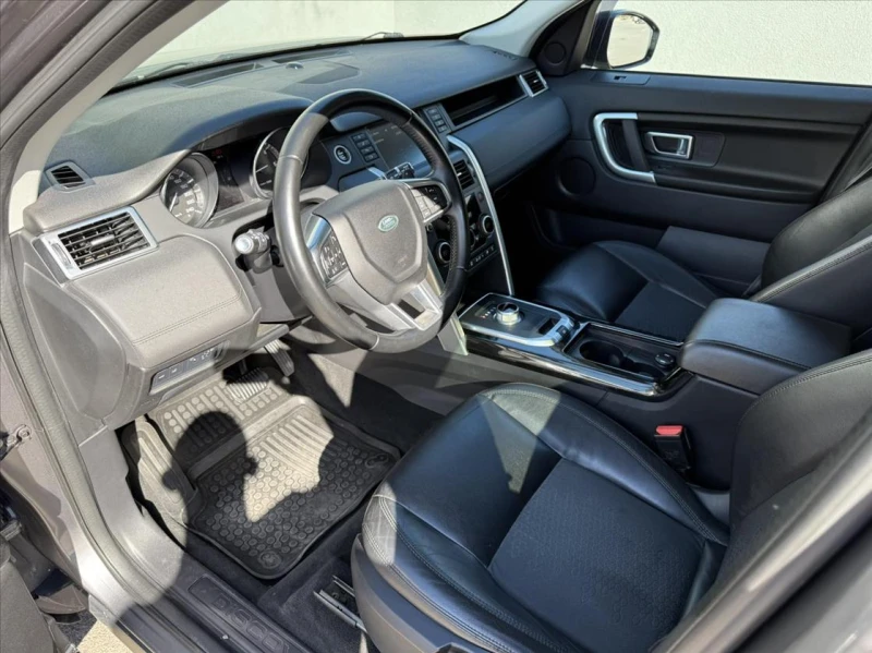 Land Rover Discovery Sport 2.2 SD4, снимка 10 - Автомобили и джипове - 53281329