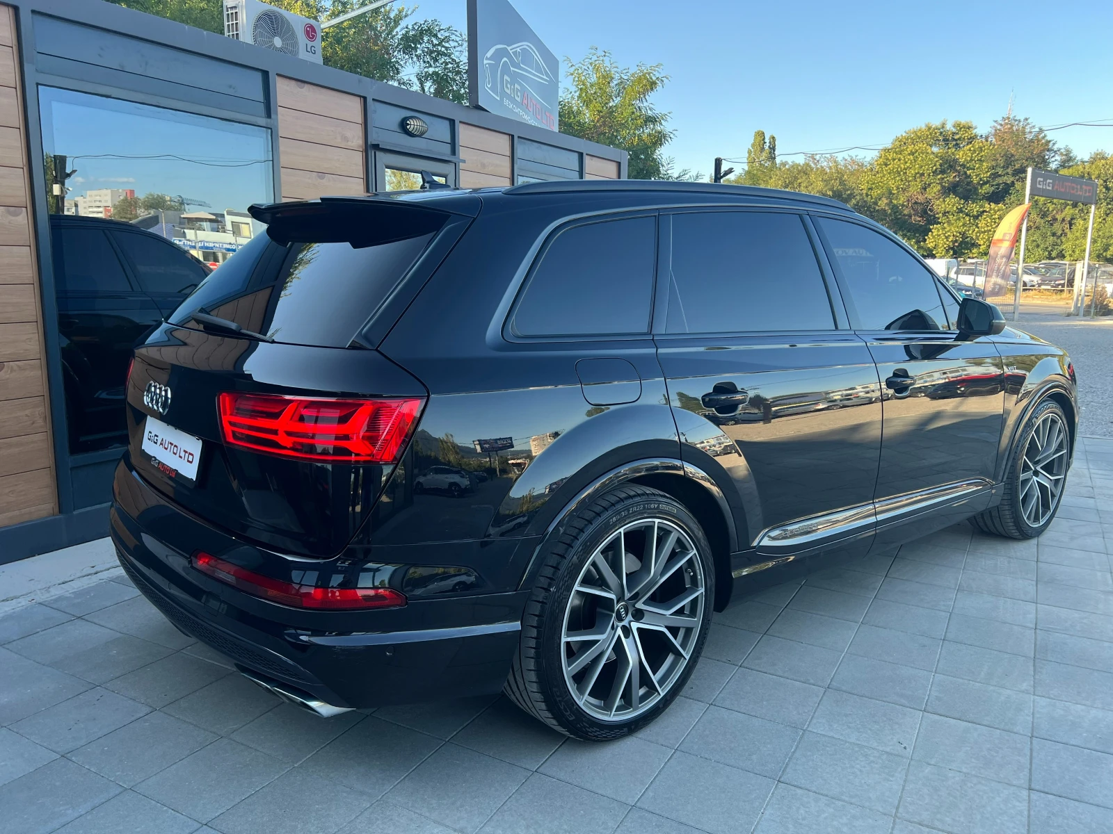 Audi SQ7 4.0 TDI/435HP/360/PANO/NAVI/BOSE/107b - изображение 4