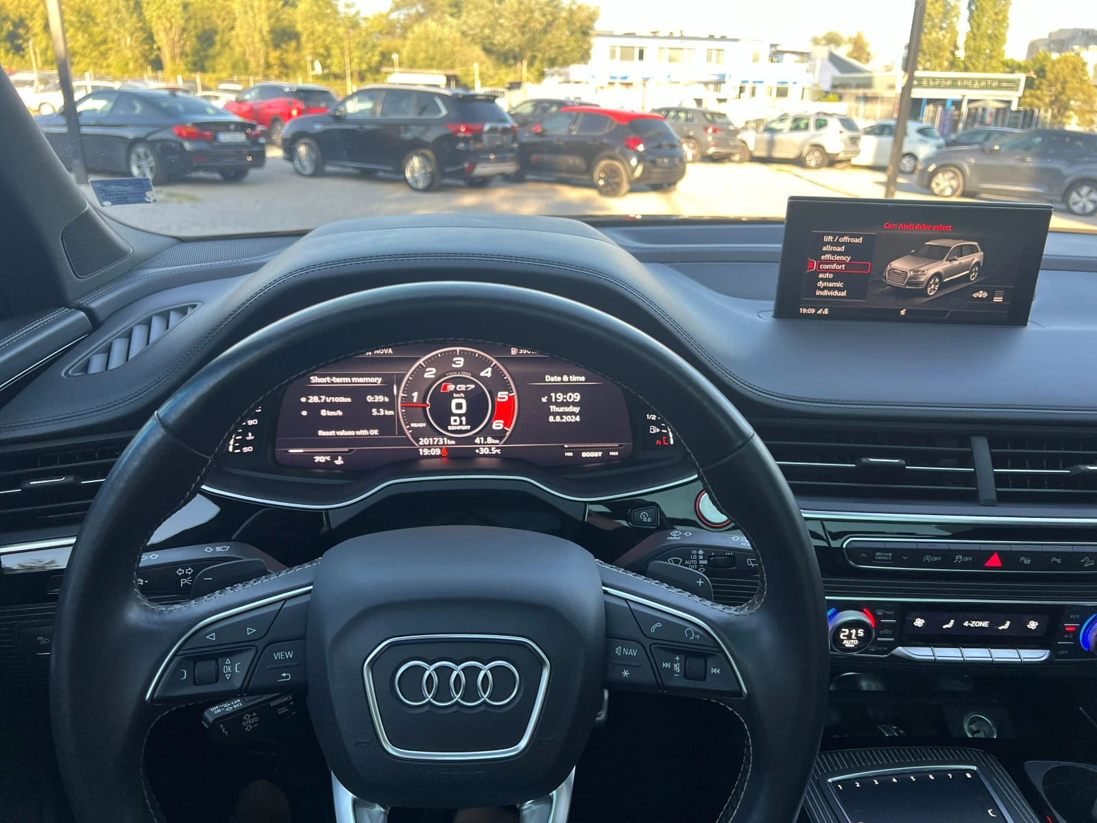 Audi SQ7 4.0 TDI/435HP/360/PANO/NAVI/BOSE/107b - изображение 8