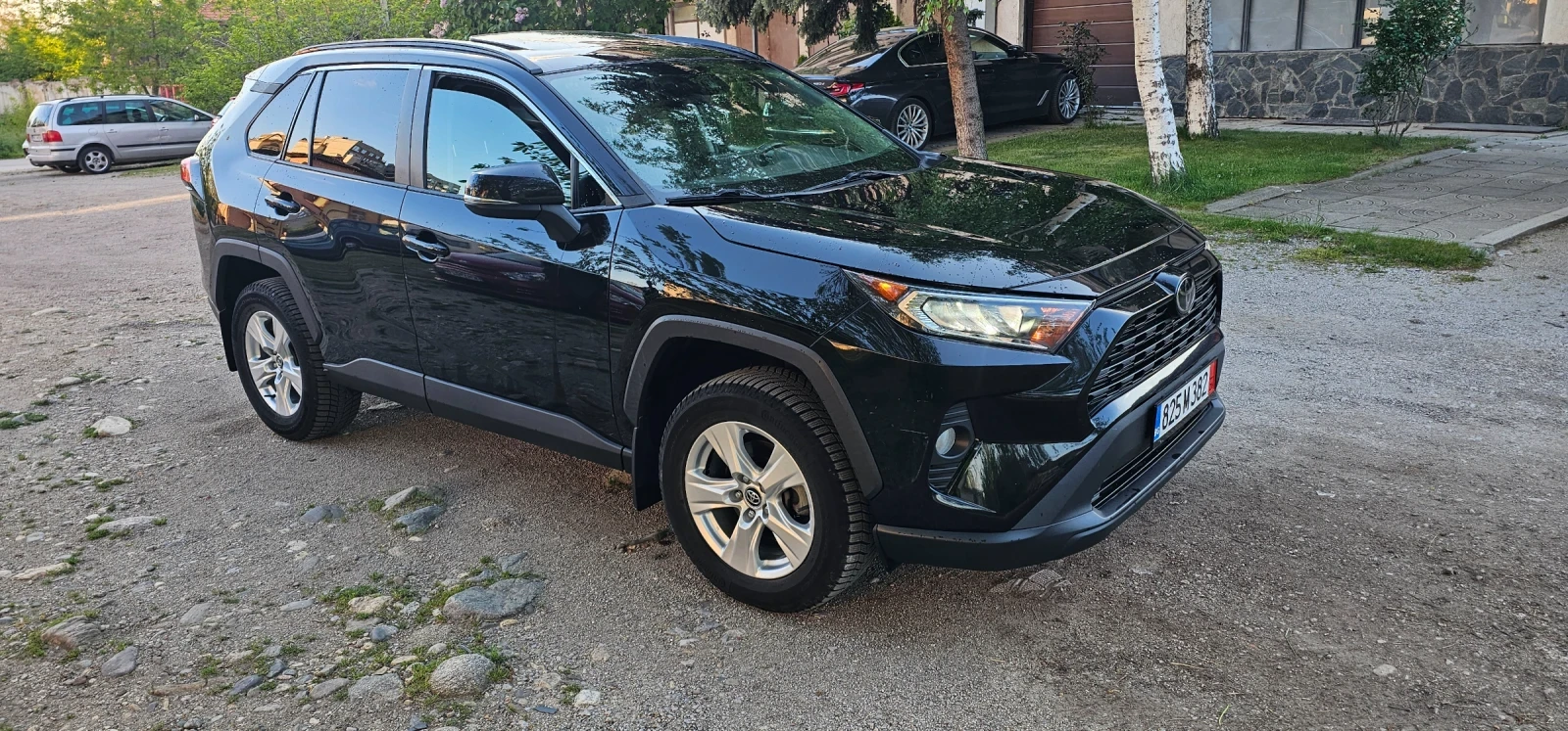 Toyota Rav4, снимка 2 - Автомобили и джипове - 54431361