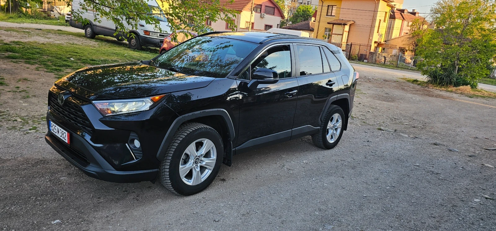 Toyota Rav4, снимка 3 - Автомобили и джипове - 54431361