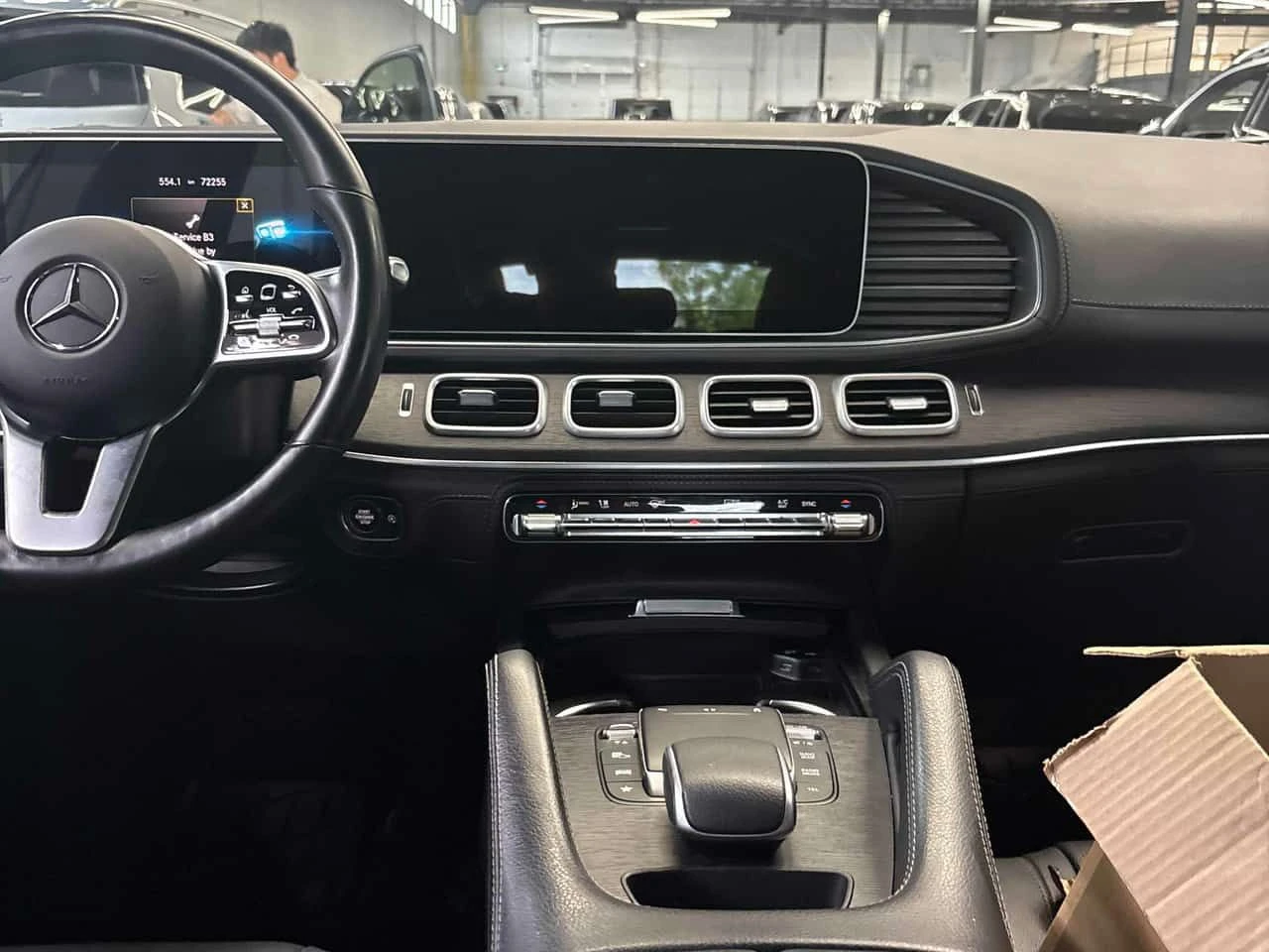Mercedes-Benz GLE 450 BURMESTER/ДИСТРОНИК/ПАНОРАМА/360/HUD, снимка 9 - Автомобили и джипове - 54953063