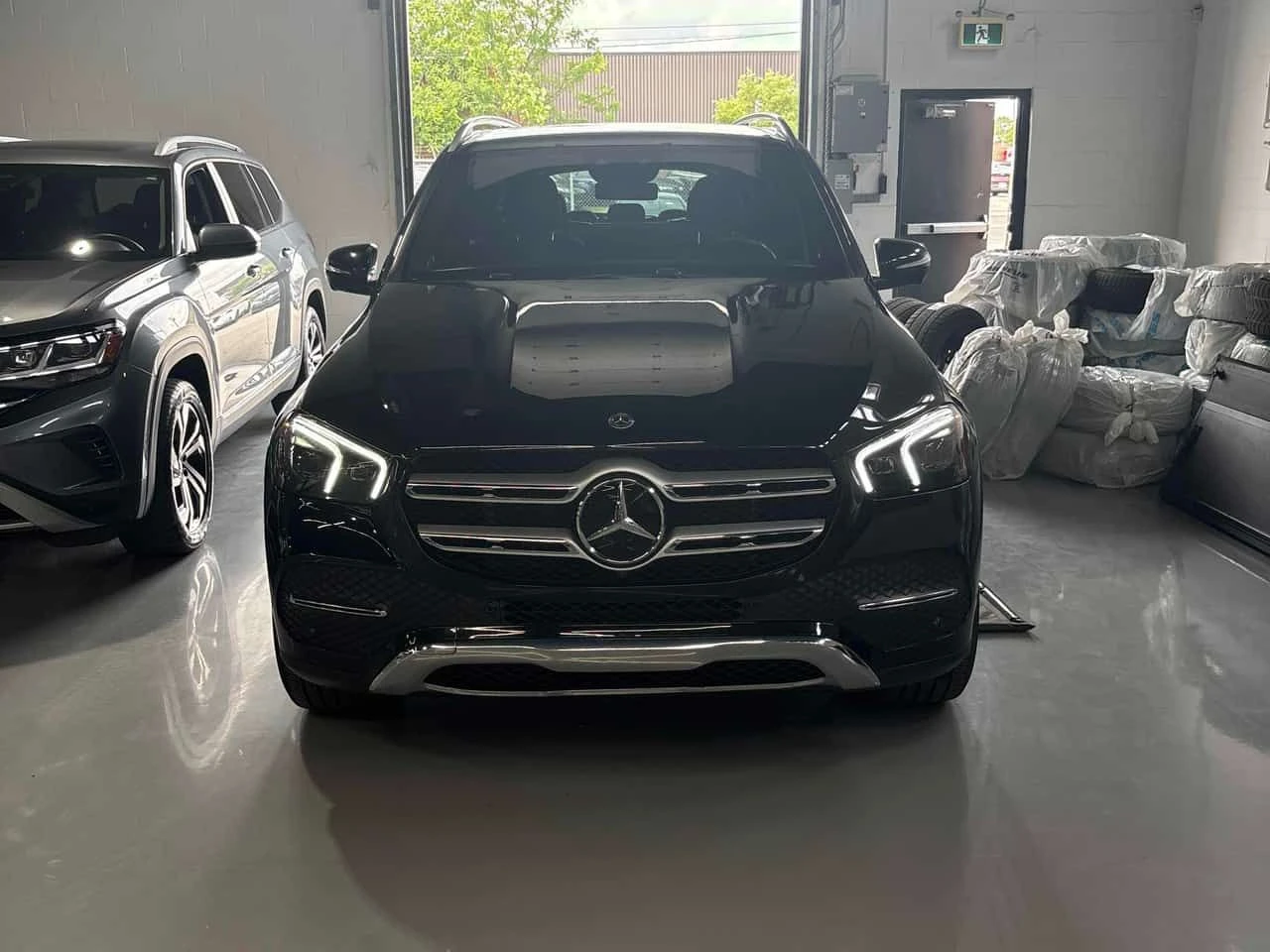 Mercedes-Benz GLE 450 BURMESTER/ДИСТРОНИК/ПАНОРАМА/360/HUD, снимка 2 - Автомобили и джипове - 54953063