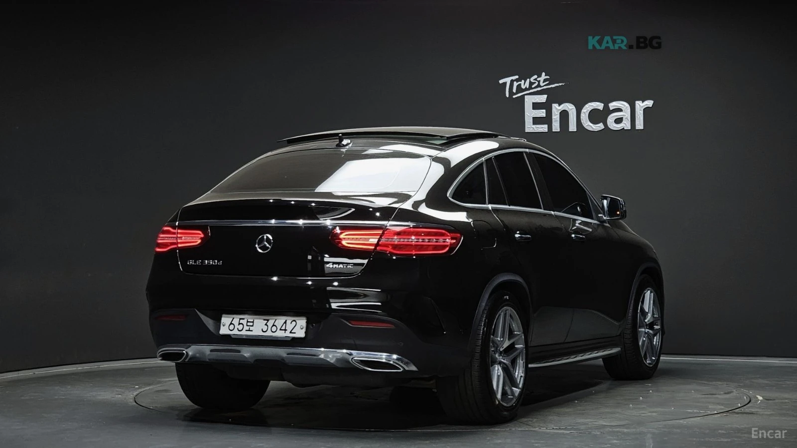 Mercedes-Benz GLE 350 d* 4MATIC* ПОДГРЕВ* 360* КАМЕРА* SUNROOF* , снимка 3 - Автомобили и джипове - 55242012