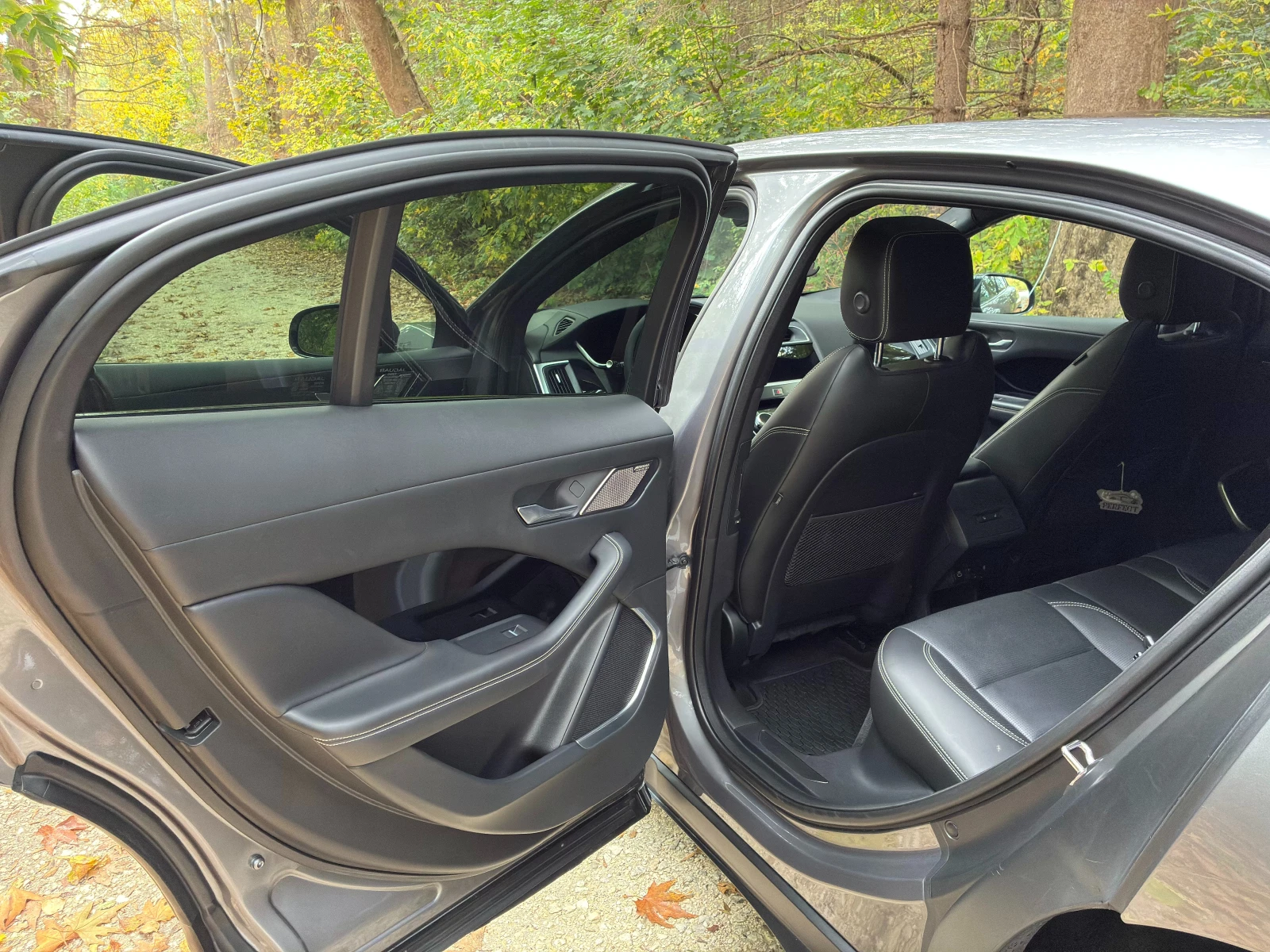 Jaguar I-Pace 90 kWh �������� ������ | Mobile.bg � ����������� 13