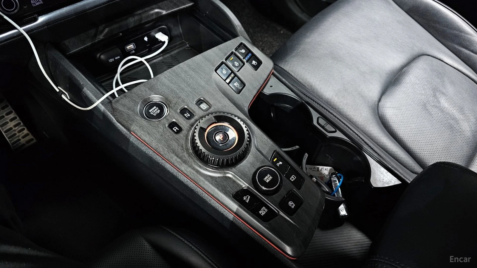 Kia Sportage SIGNATURE/DIGITAL/REAR-VIEW/DRIVE-ASSISTS, снимка 12 - Автомобили и джипове - 55446980